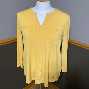 Ellen Tracy gold v neck 3/4 sleeve blouse size medium